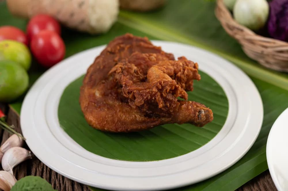Cooking Class: Ayam Goreng Khas Indonesia (Bonus 3 Racikan Sambal Signature)